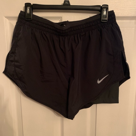 Nike Running Shorts - Picture 1 of 2